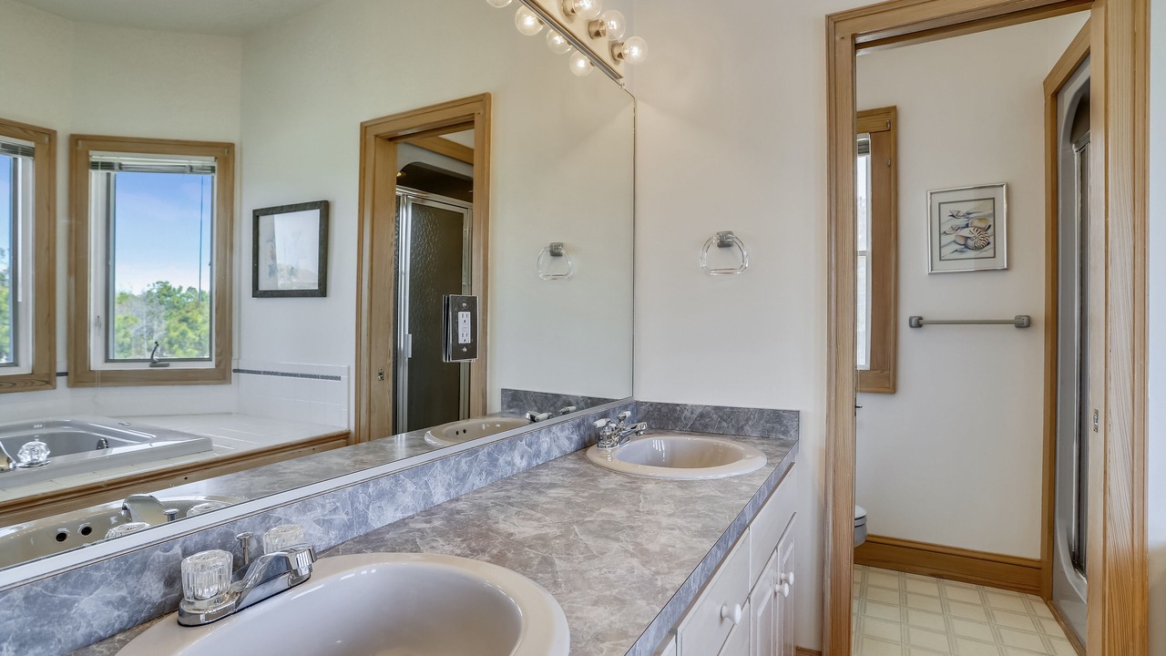 Photo of Bathroom in Spindrift