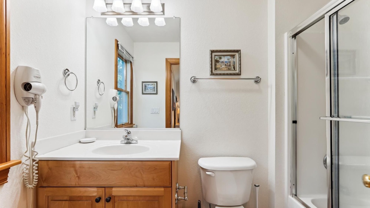 Photo of Bathroom in Ocean Sands