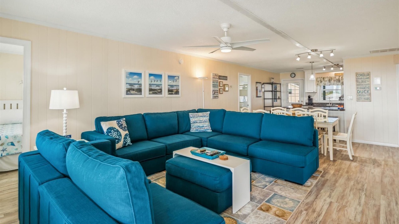 Photo of Livingroom in Kitty Hawk