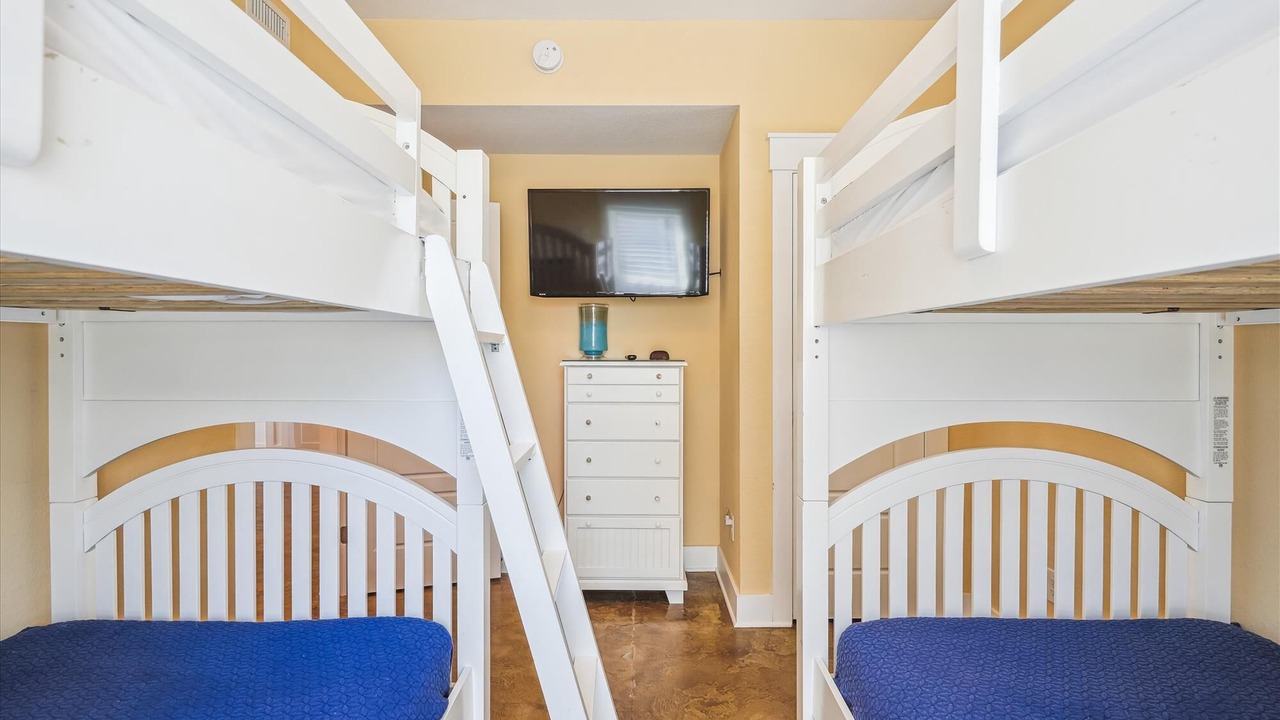 Photo of Bedroom in Ocean Sands
