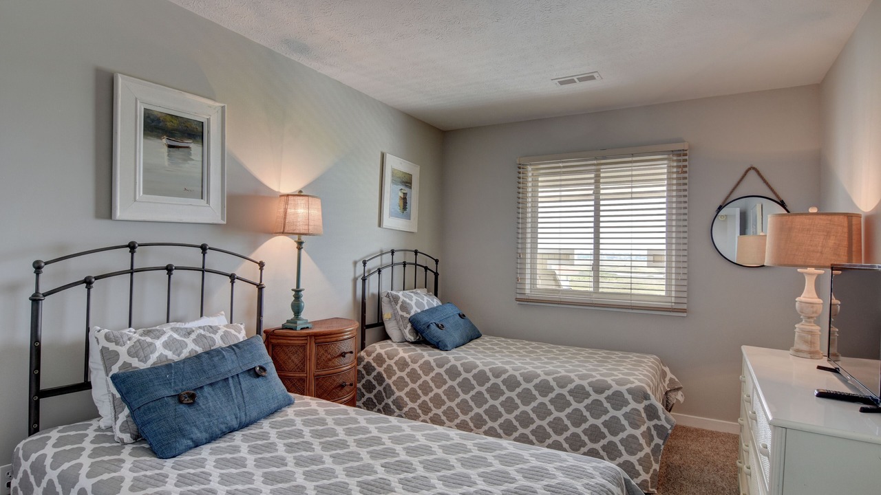 Photo of Bedroom in Shell Island