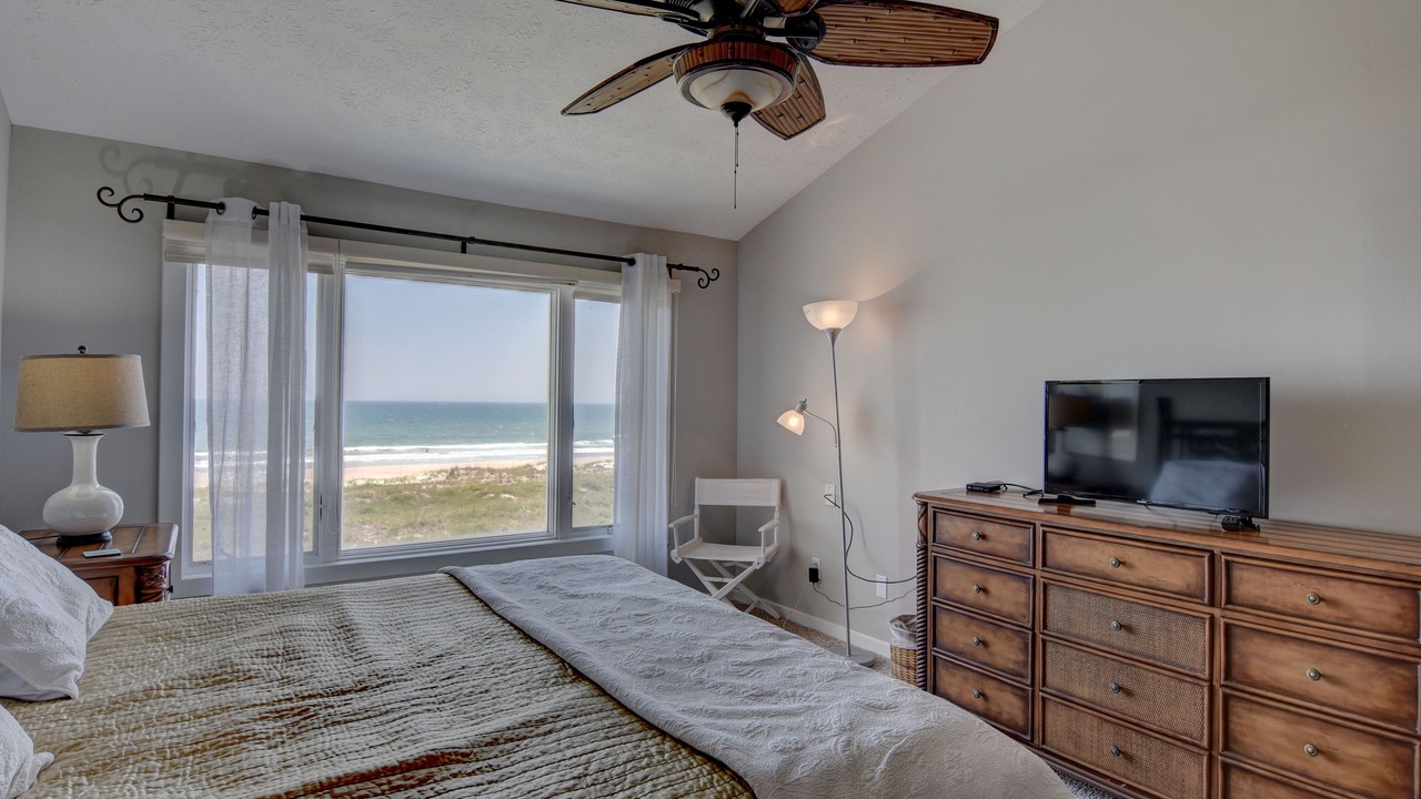 Photo of Bedroom in Shell Island