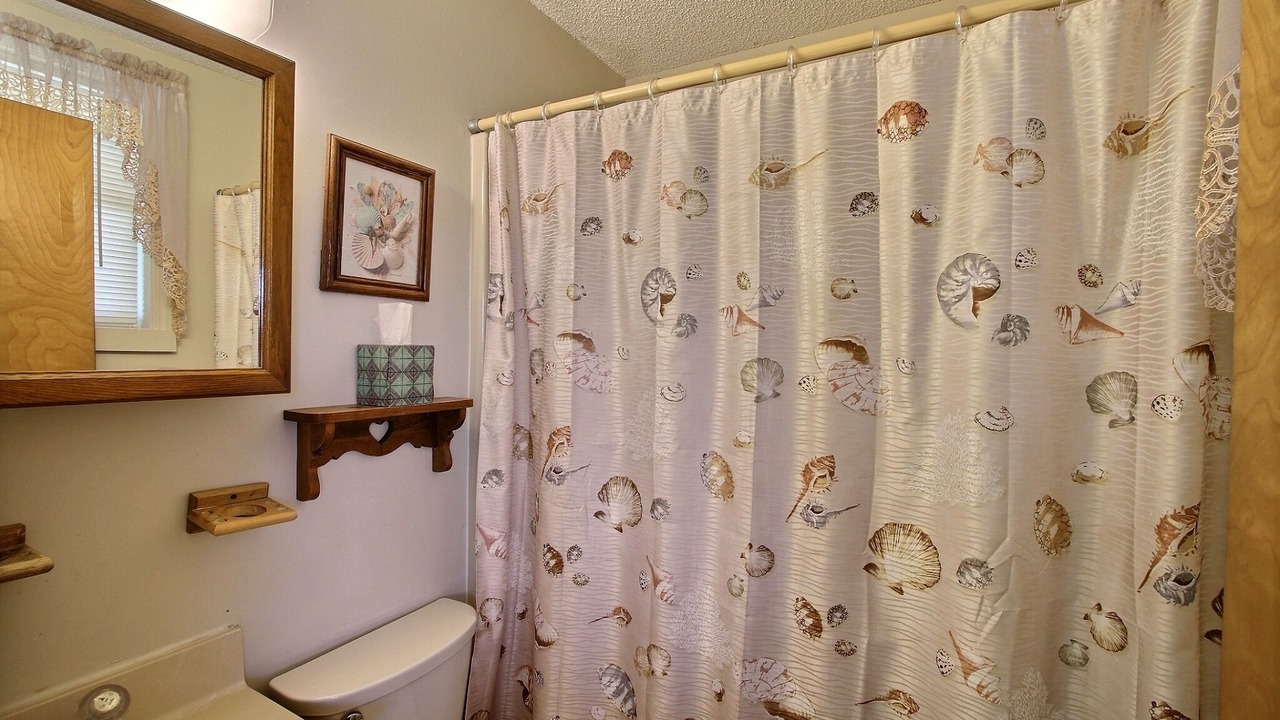 Photo of Bathroom in Hatteras