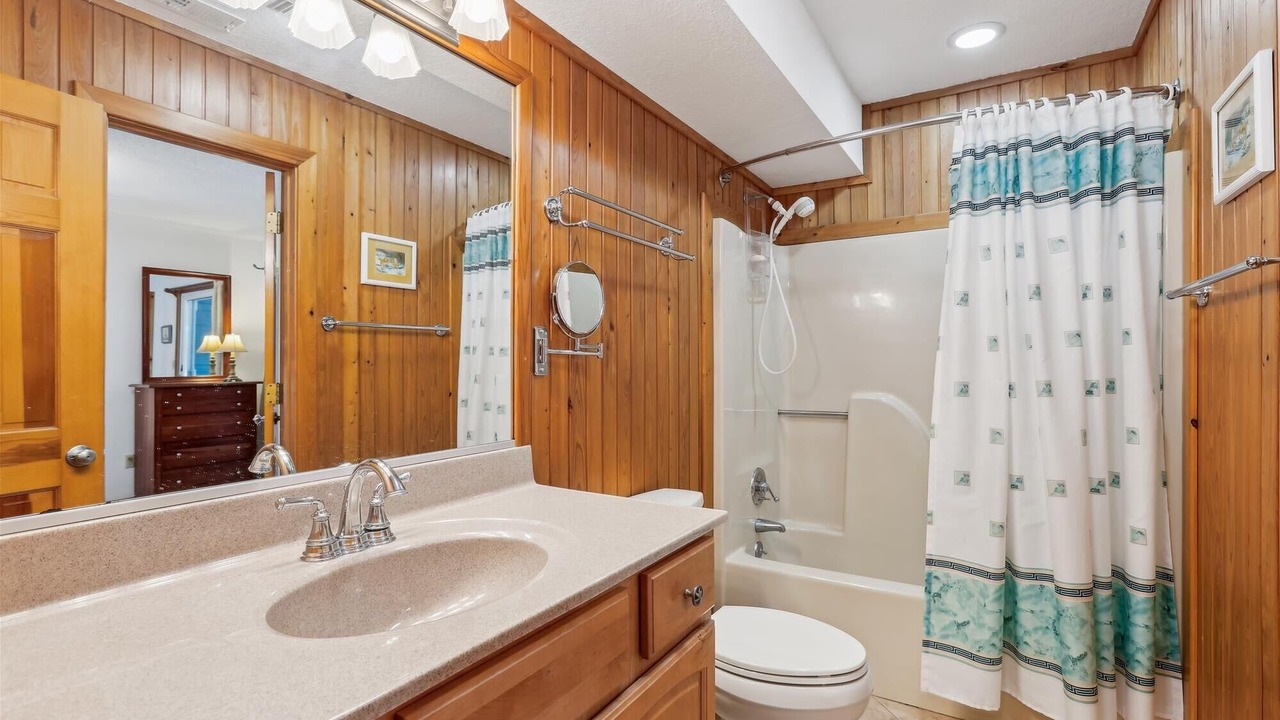 Photo of Bathroom in Southern Shores