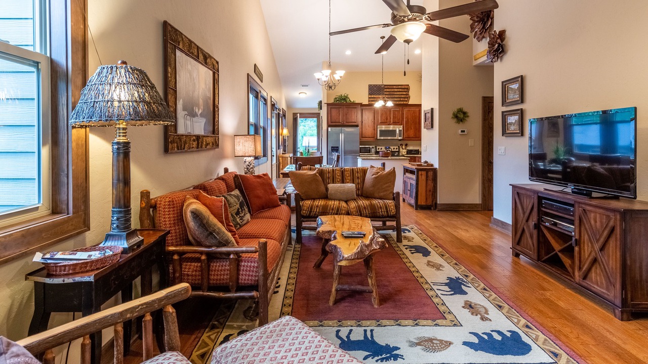 Photo of Livingroom in Cullowhee
