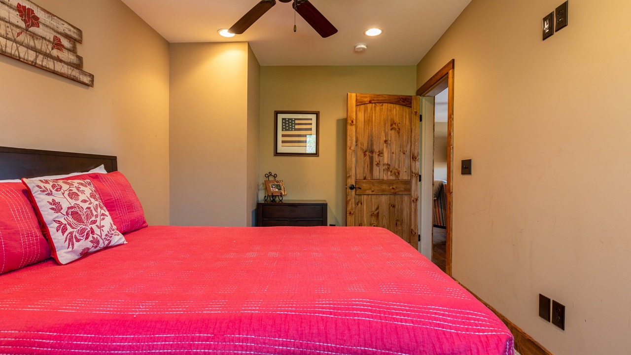 Photo of Bedroom in Lenoir