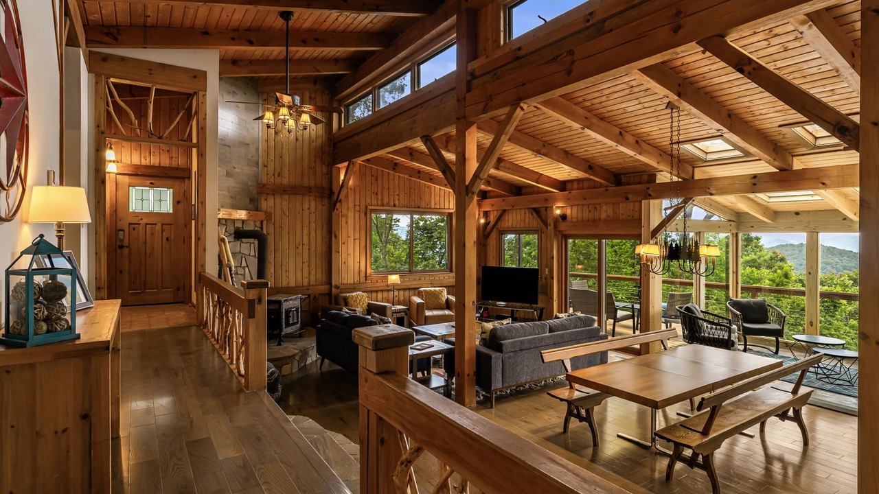 Photo of Livingroom in Asheville
