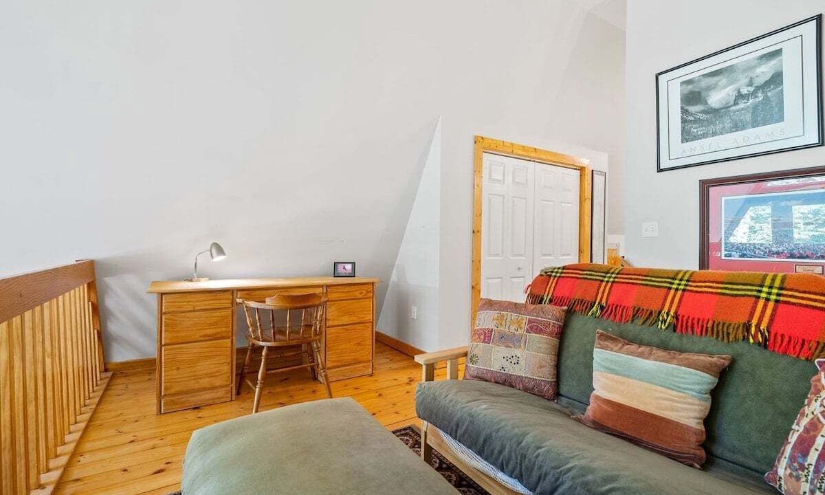 Photo of Livingroom in Pisgah Forest