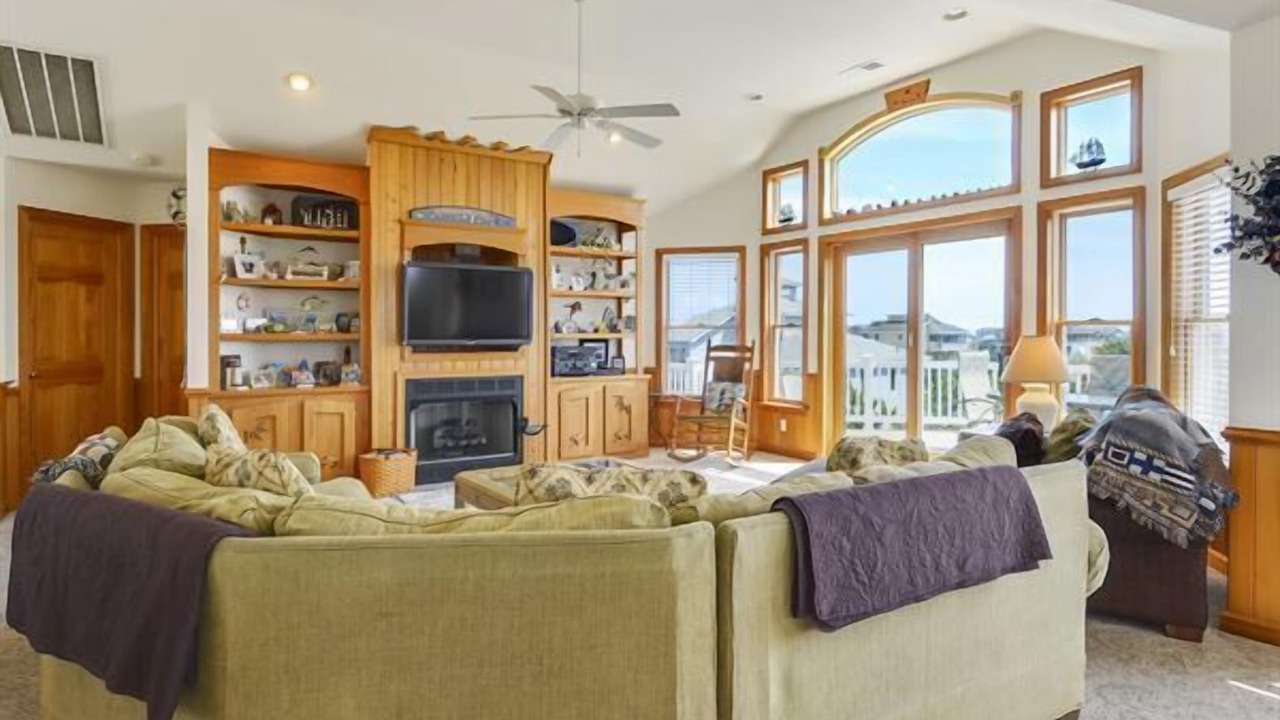 Photo of Livingroom in Currituck County