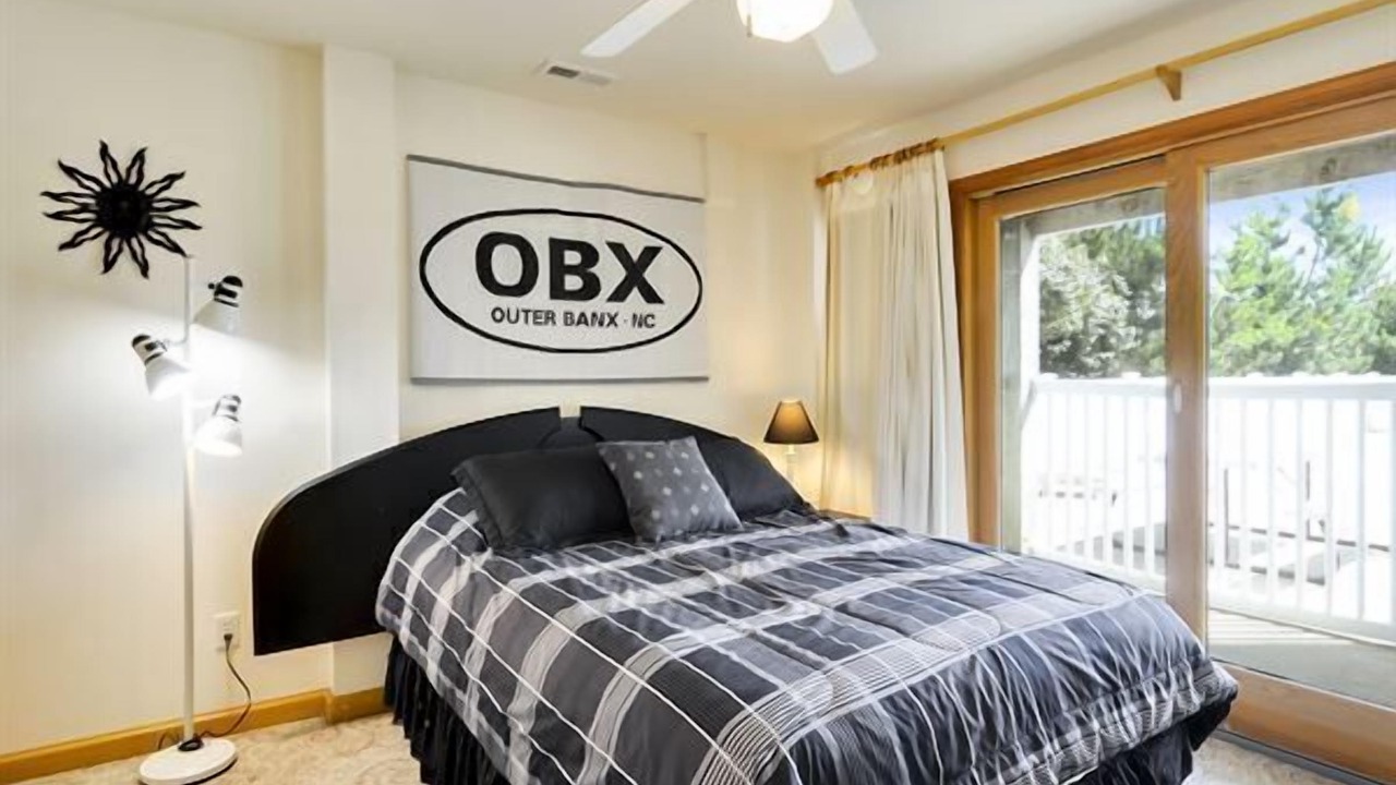 Photo of Bedroom in Currituck County