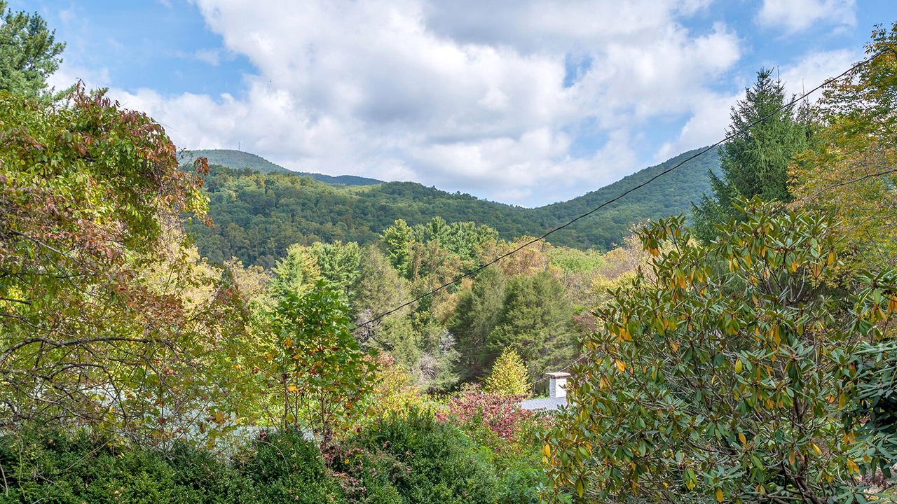 Photo of Outdoor in Gerton