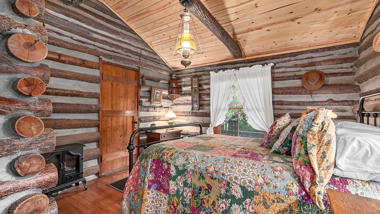 Photo of Bedroom in Gerton