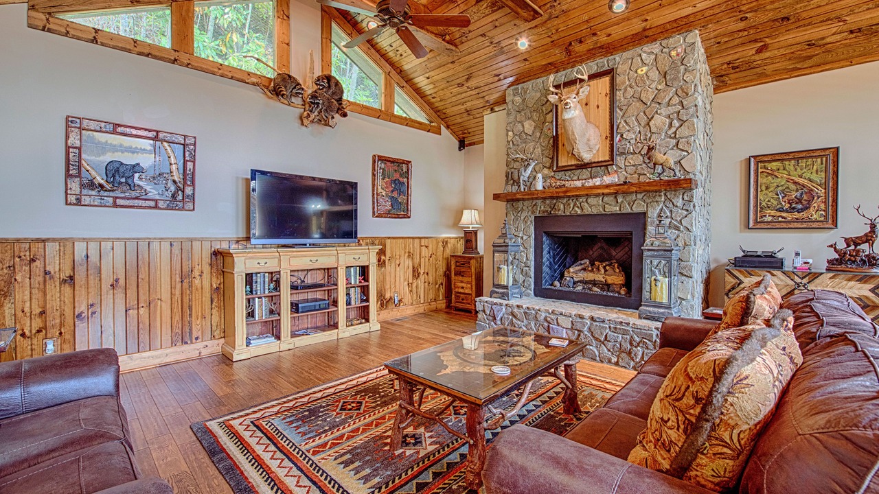 Photo of Bedroom in Maggie Valley