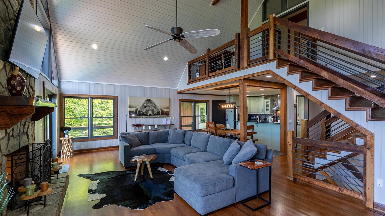 Photo of Livingroom in Apple Ridge