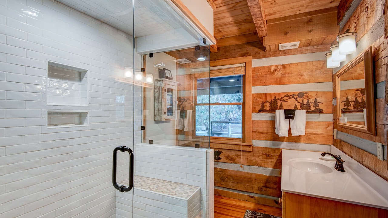 Photo of Bathroom in Banner Elk
