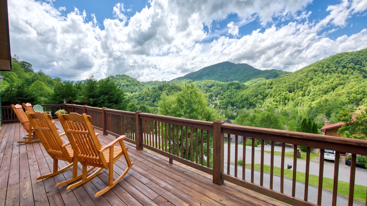 Photo of Patio Balcony in Waynesville