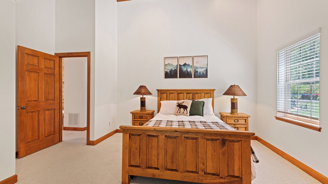Photo of Bedroom in Waynesville