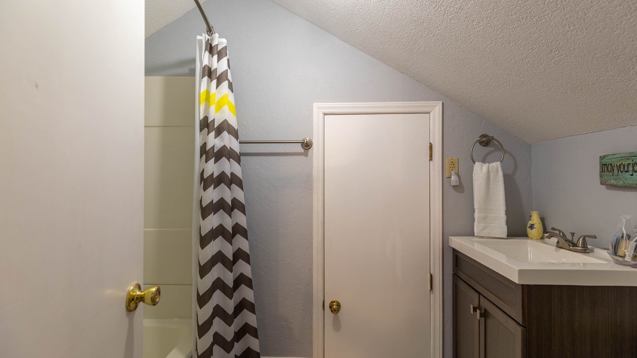 Photo of Bathroom in Blowing Rock