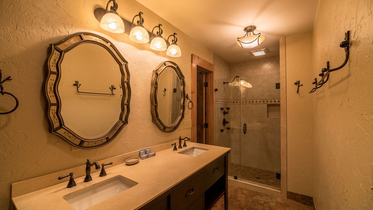 Photo of Bathroom in Apple Ridge