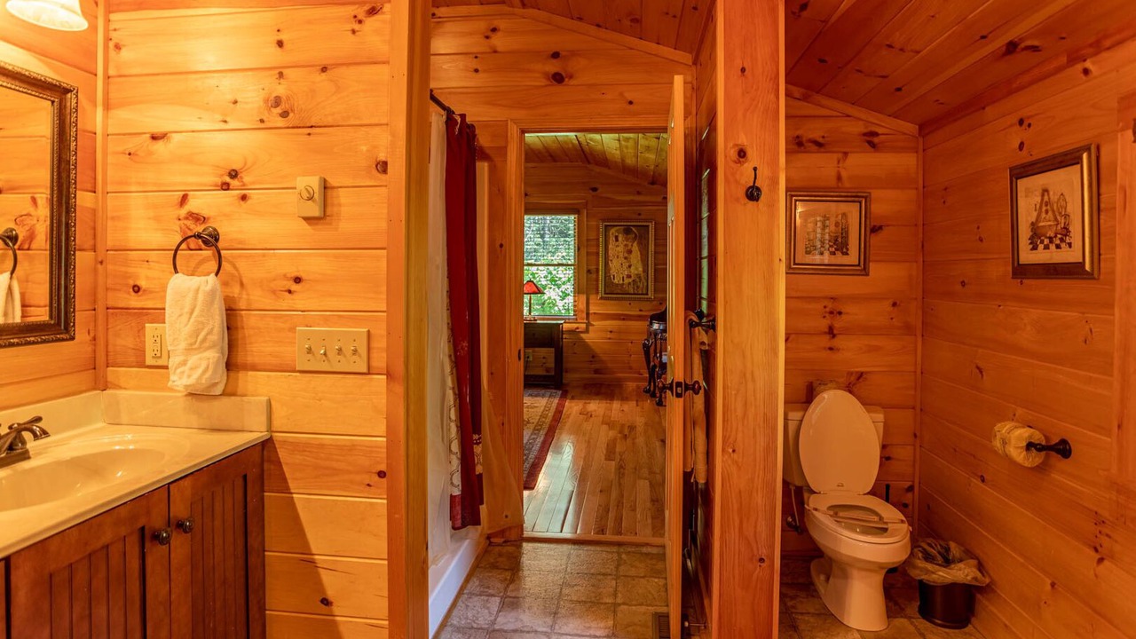 Photo of Bathroom in Boone