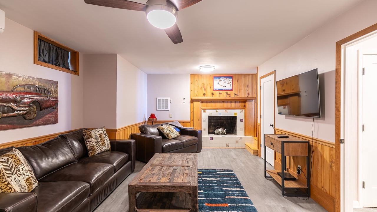 Photo of Livingroom in Blowing Rock