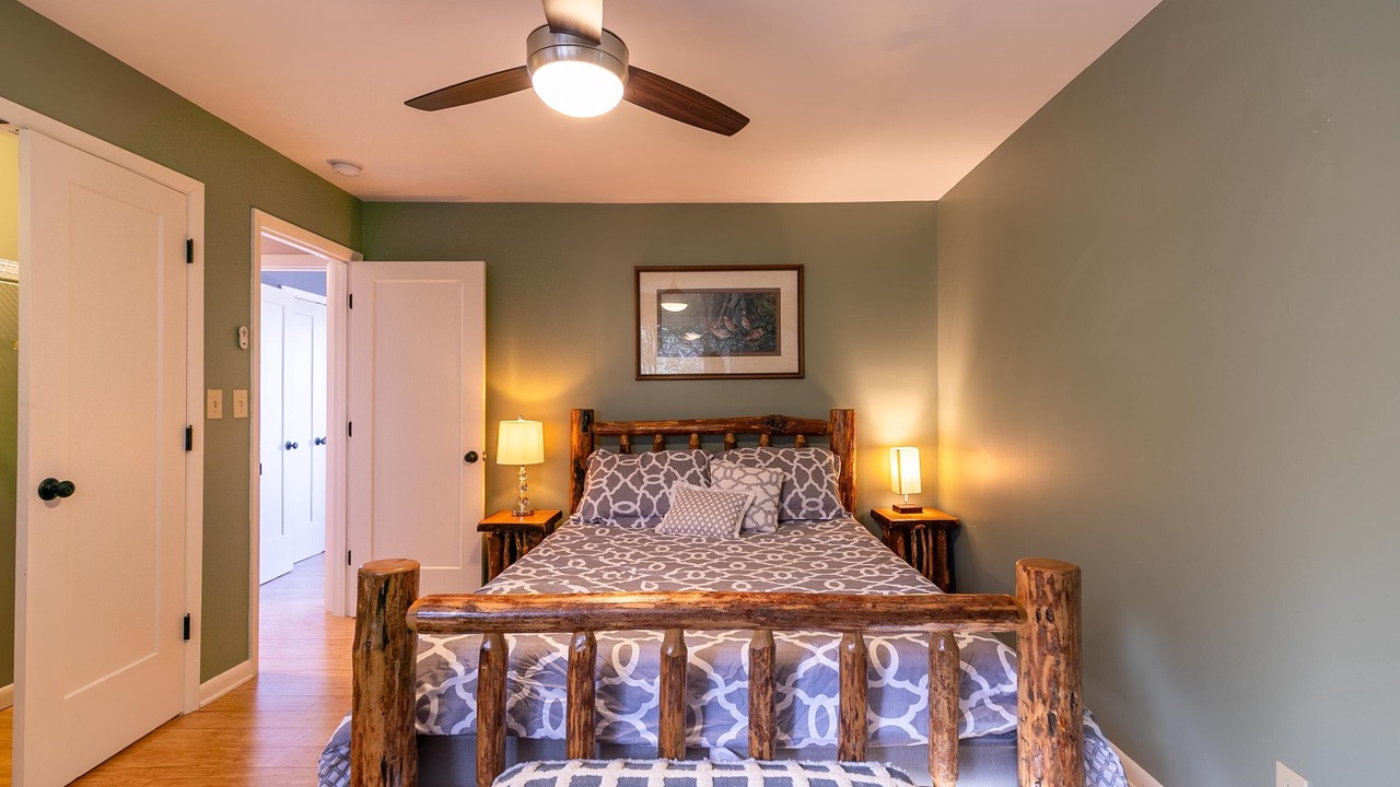 Photo of Bedroom in Blowing Rock
