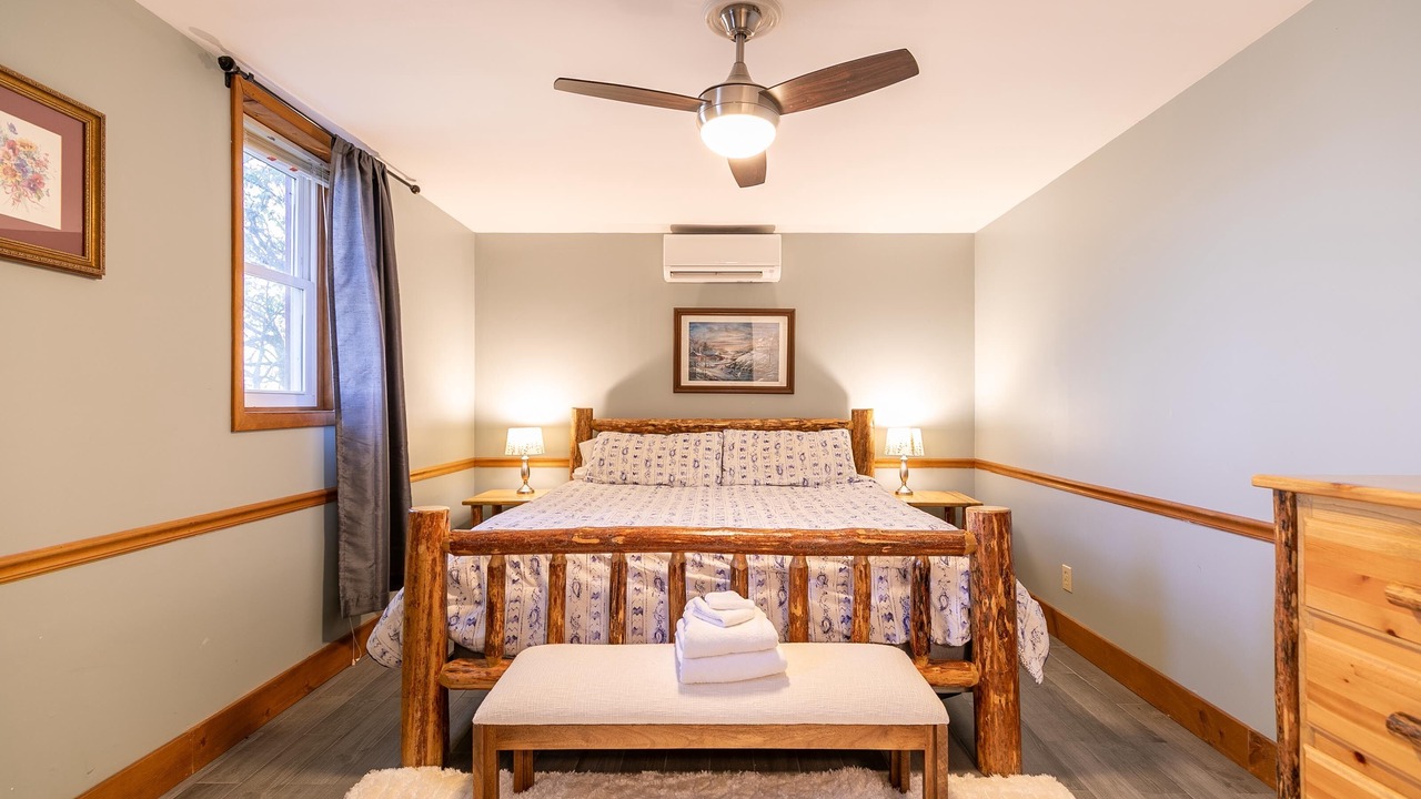 Photo of Bedroom in Blowing Rock