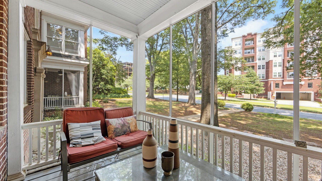Photo of Patio Balcony in Cherry