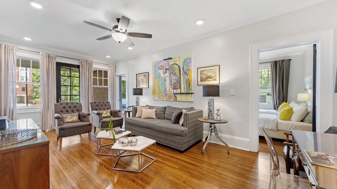 Photo of Livingroom in Cherry