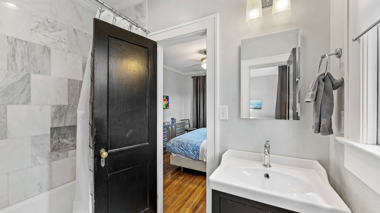 Photo of Bathroom in Cherry