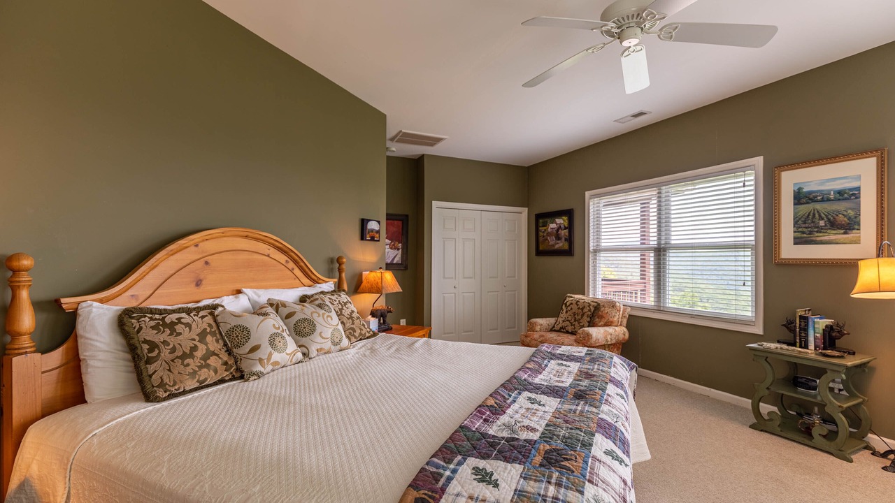 Photo of Bedroom in Blowing Rock