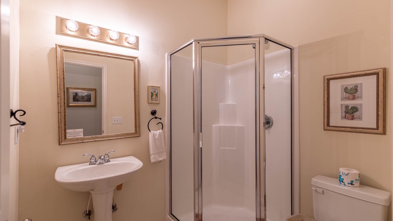 Photo of Bathroom in Blowing Rock