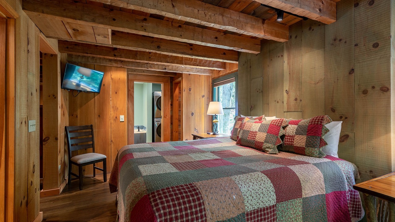 Photo of Bedroom in Boone