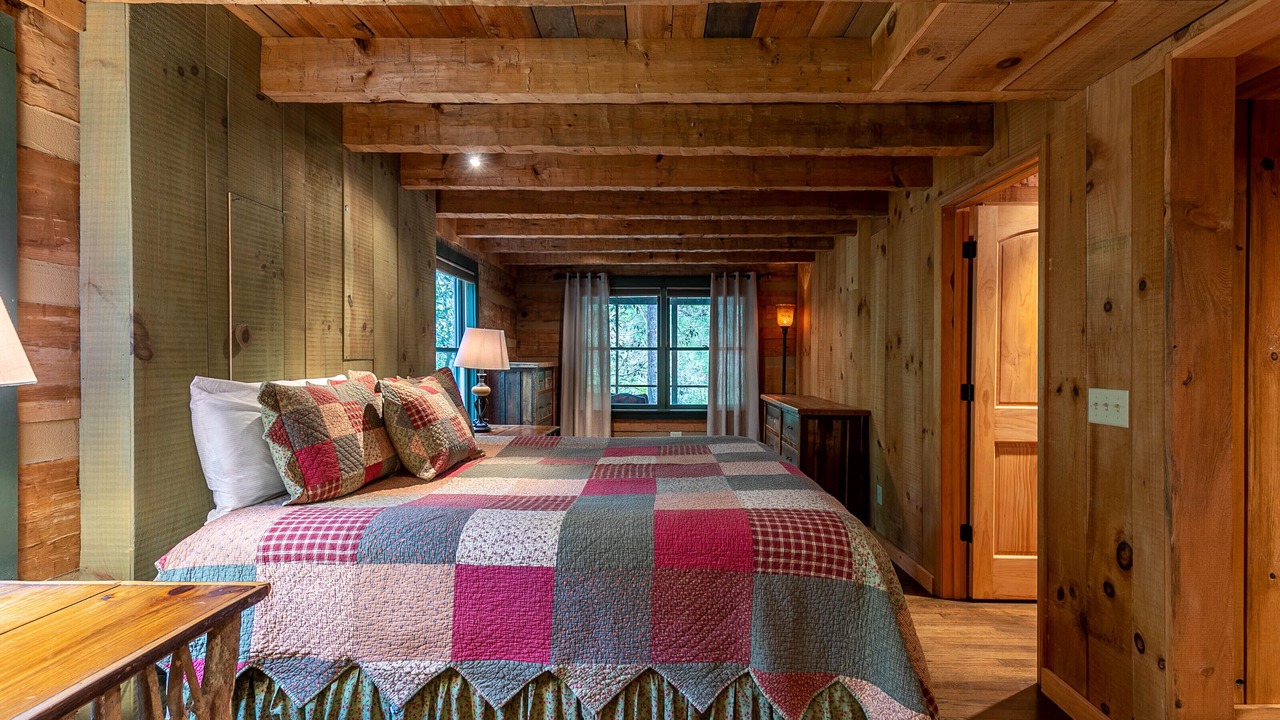 Photo of Bedroom in Boone