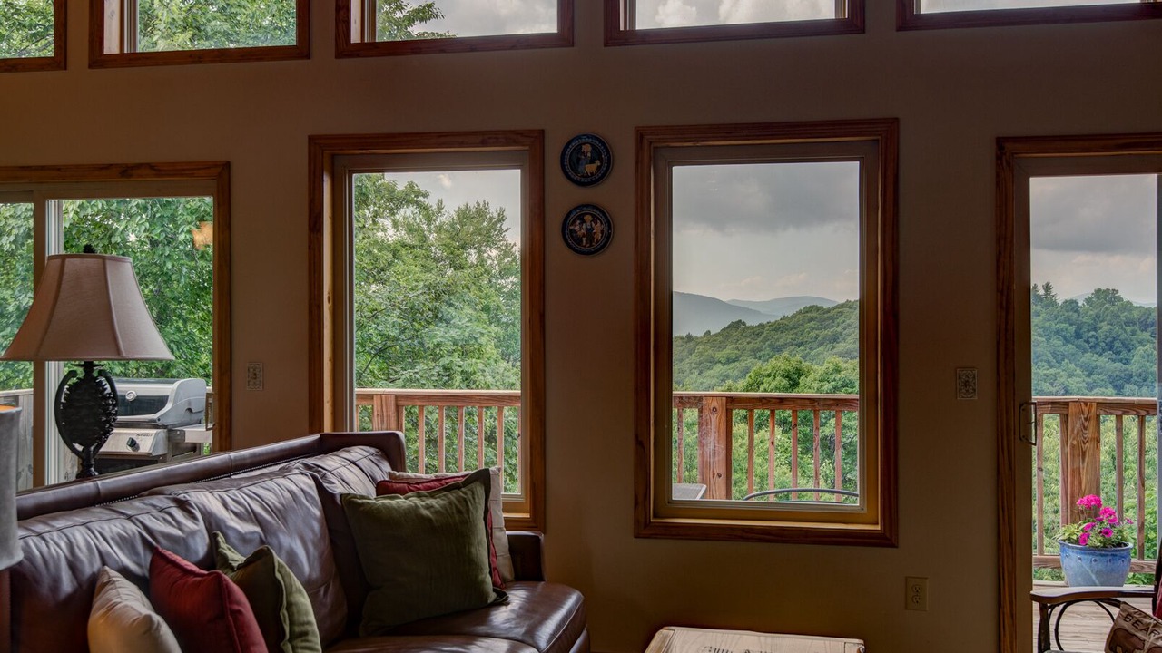 Photo of Livingroom in Boone