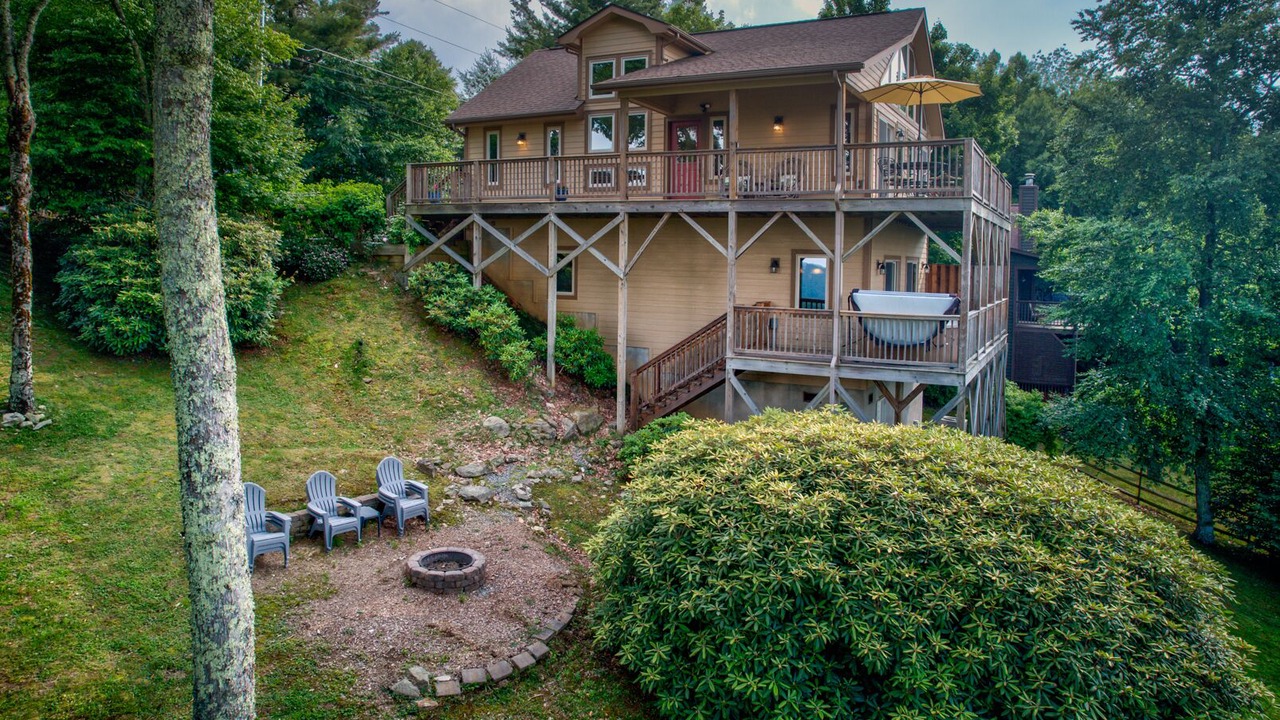 Photo of Outdoor in Boone