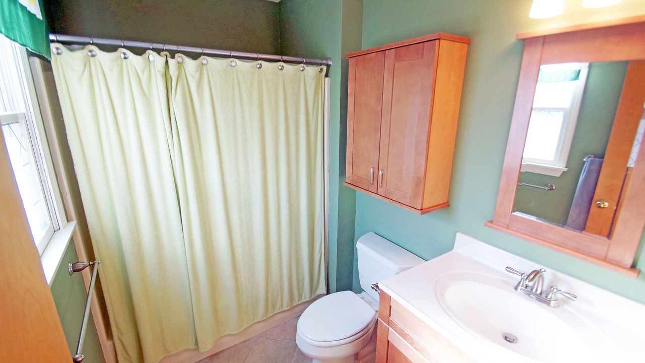 Photo of Bathroom in Colington Harbour