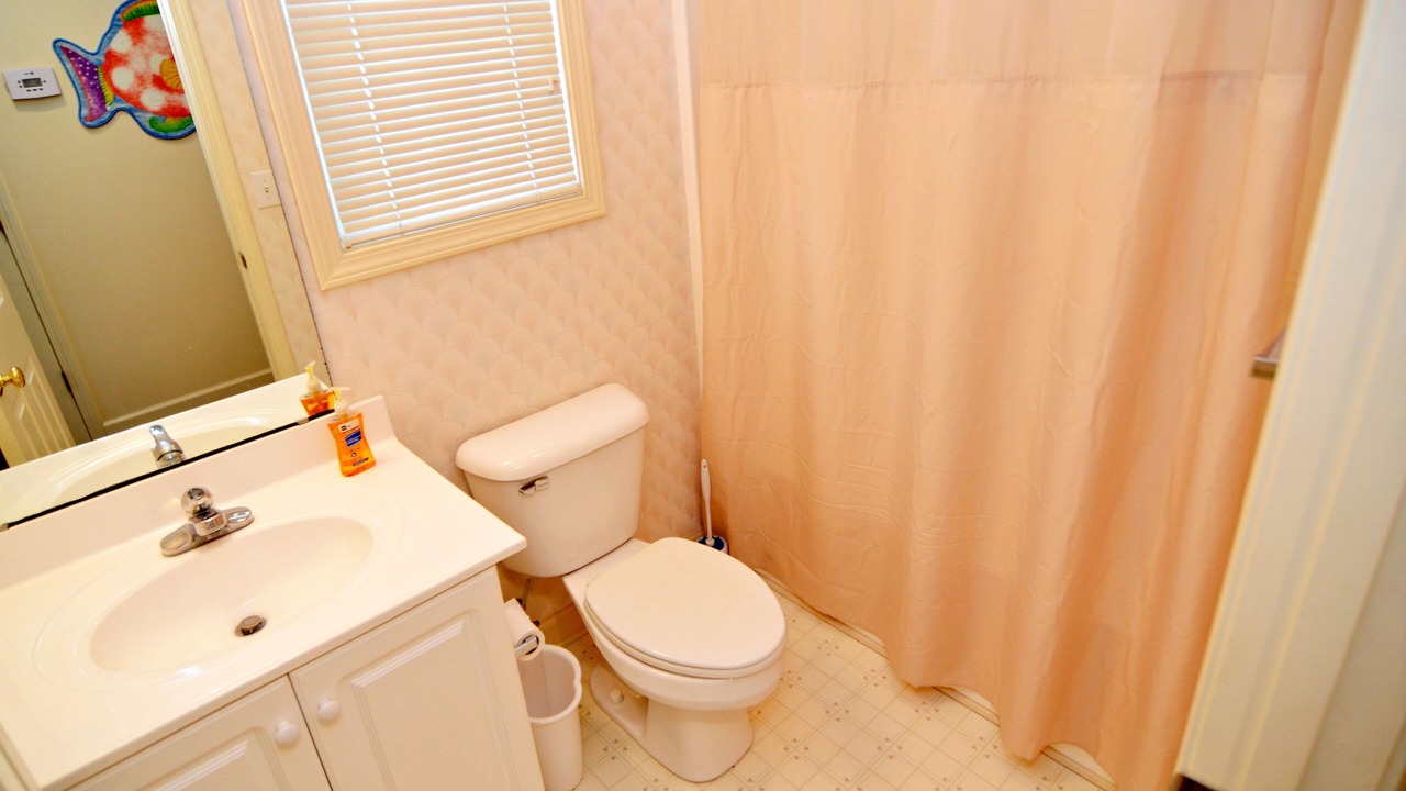 Photo of Bathroom in Topsail Beach