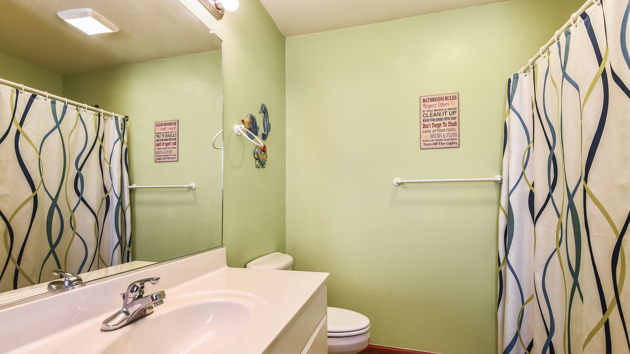 Photo of Bathroom in Kill Devil Hills