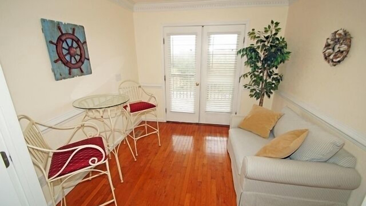 Photo of Livingroom in Sea Scape