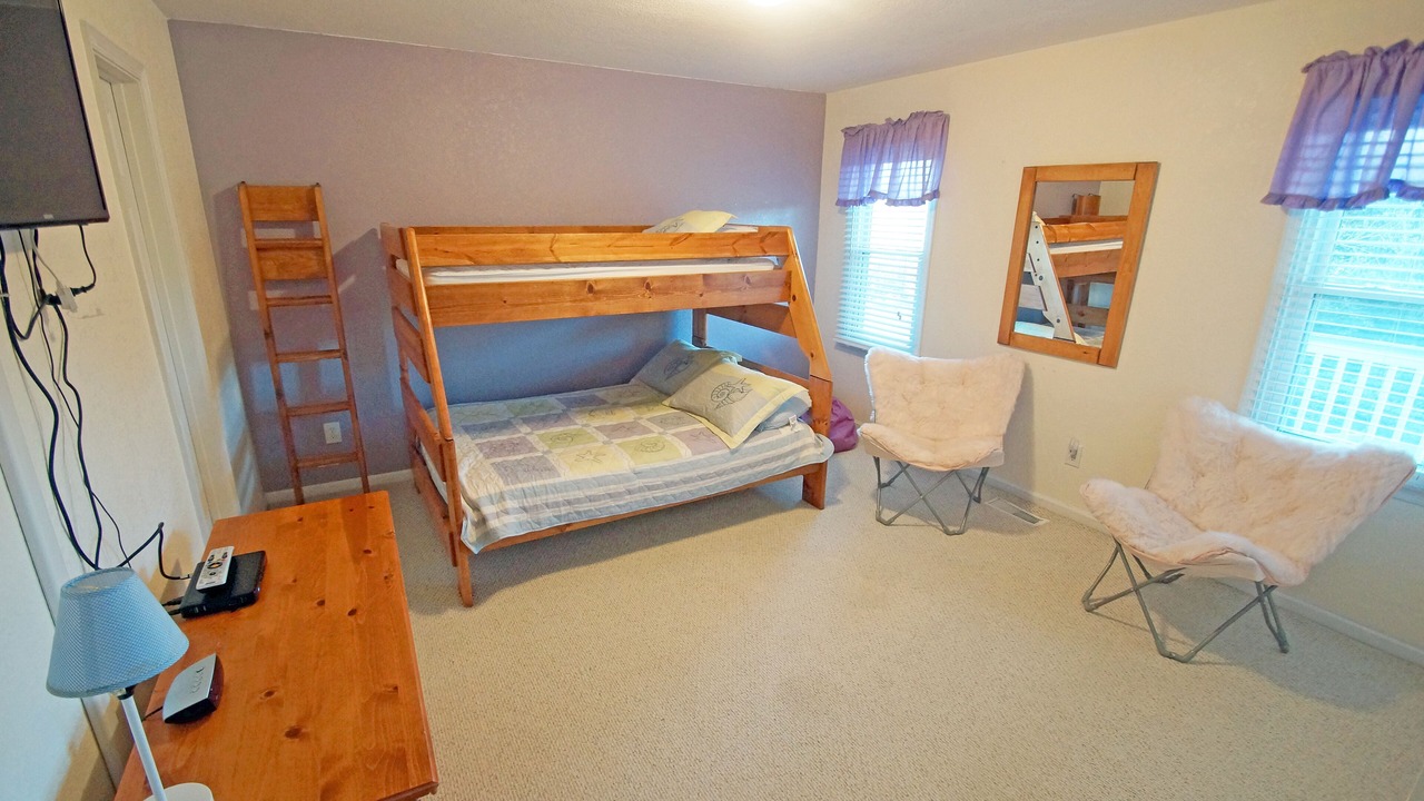 Photo of Bedroom in Sea Scape