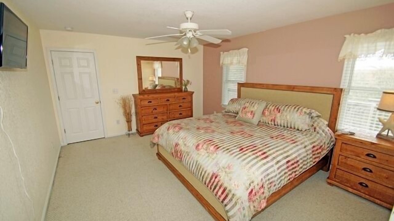 Photo of Bedroom in Sea Scape