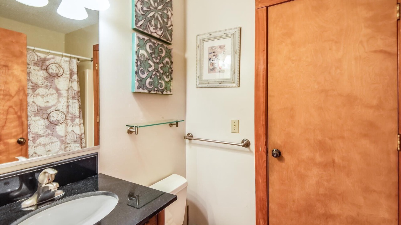 Photo of Bathroom in Nags Head