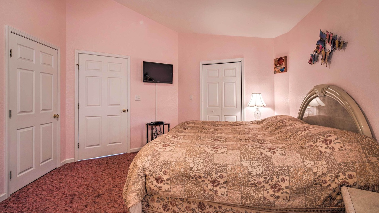 Photo of Bedroom in Burnsville