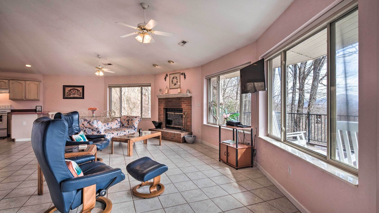 Photo of Livingroom in Burnsville
