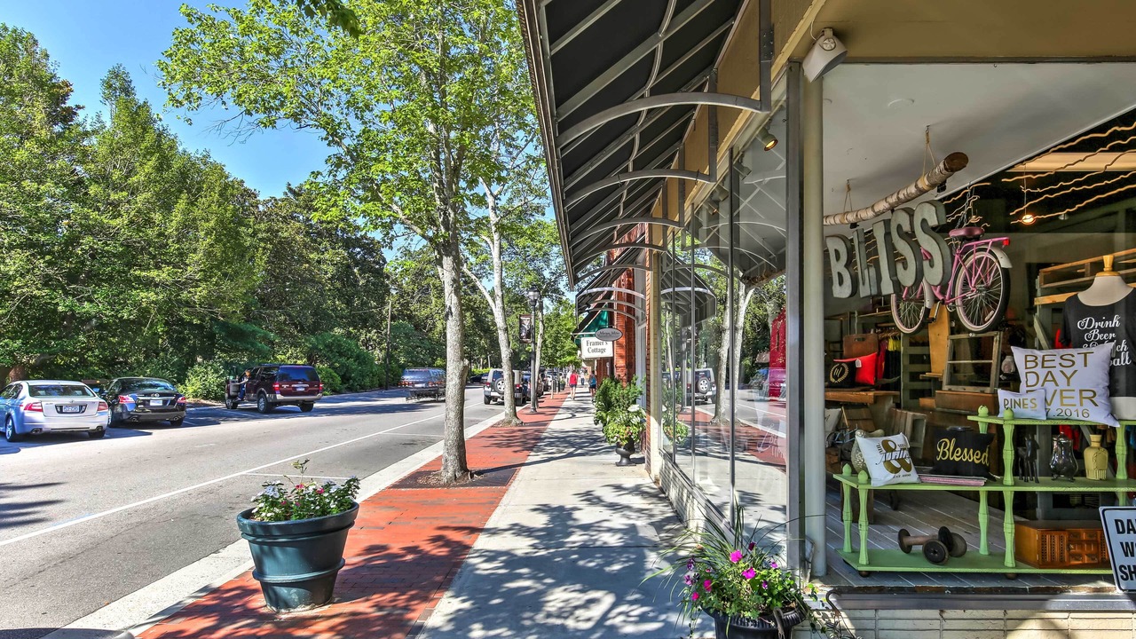 Photo of Others in Southern Pines