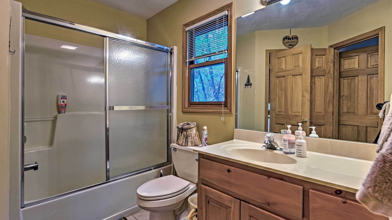 Photo of Bathroom in Sherwood Forest