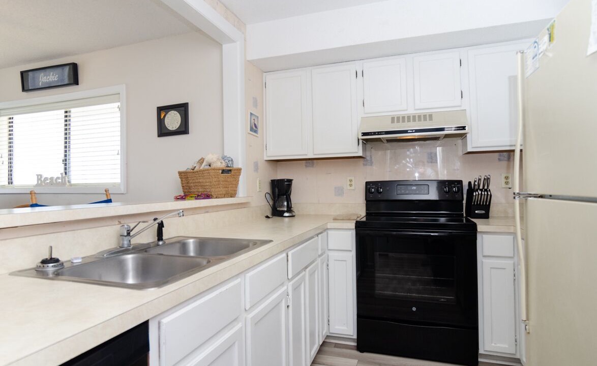 Photo of Kitchen in Kure Beach