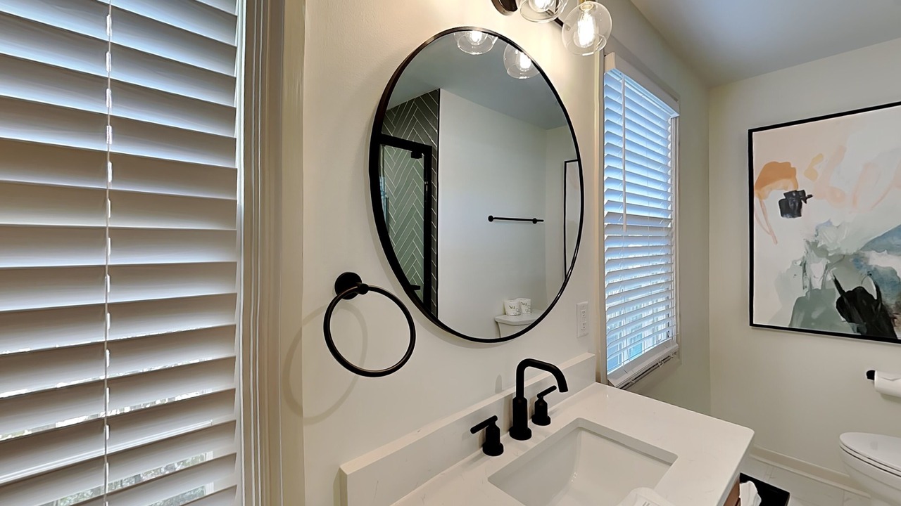 Photo of Bathroom in Old West Broad Neighborhood