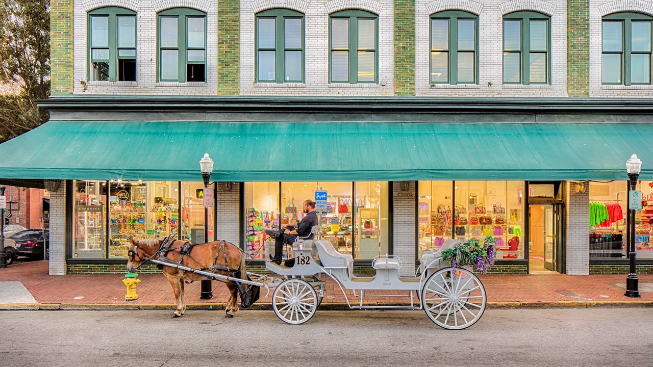 Photo of Outdoor in Old West Broad Neighborhood
